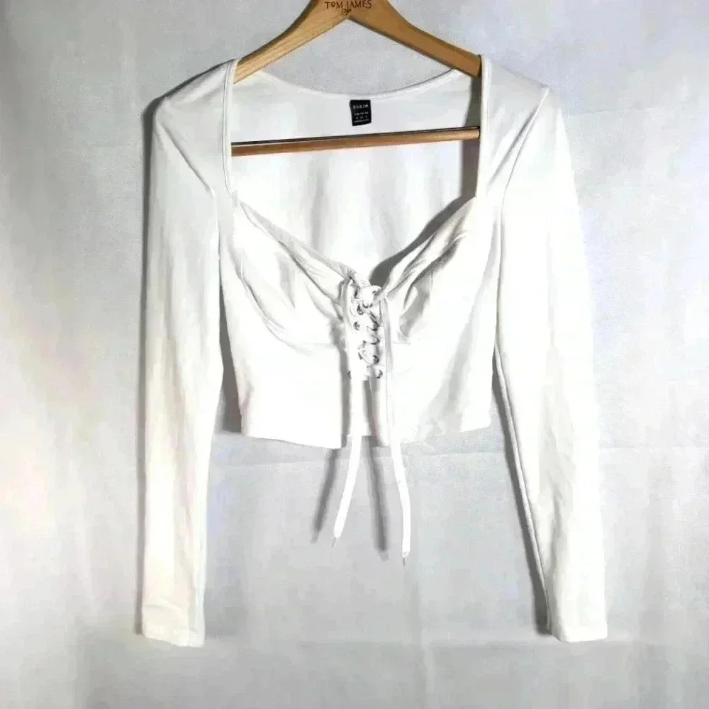 White Long Sleeve Lace Front Crop top sz M